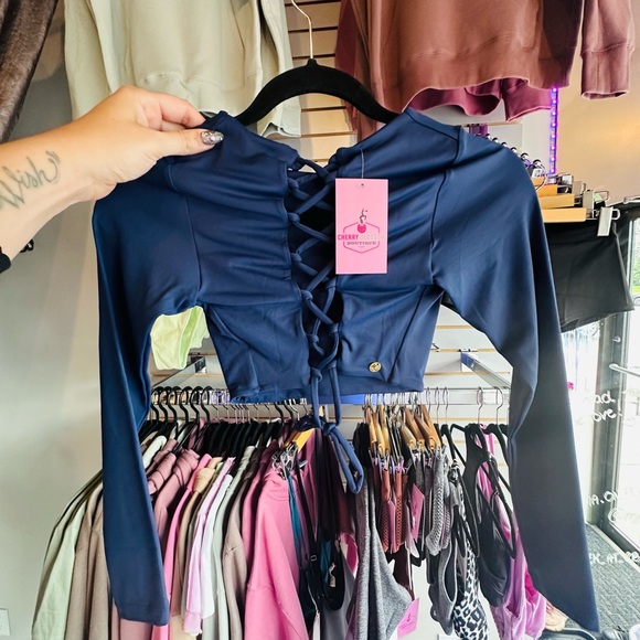 Yimaya Crop In Aegean🌊 Back Lace-Up Crop Top - Picture 6 of 6